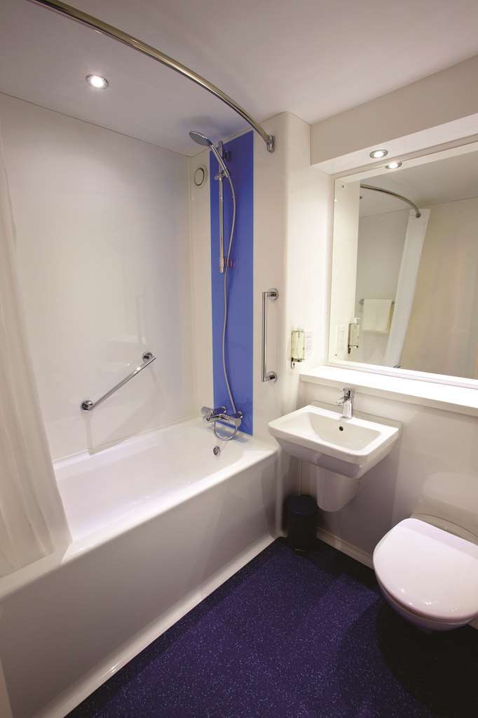 Travelodge Lutterworth Leicester Quarto foto